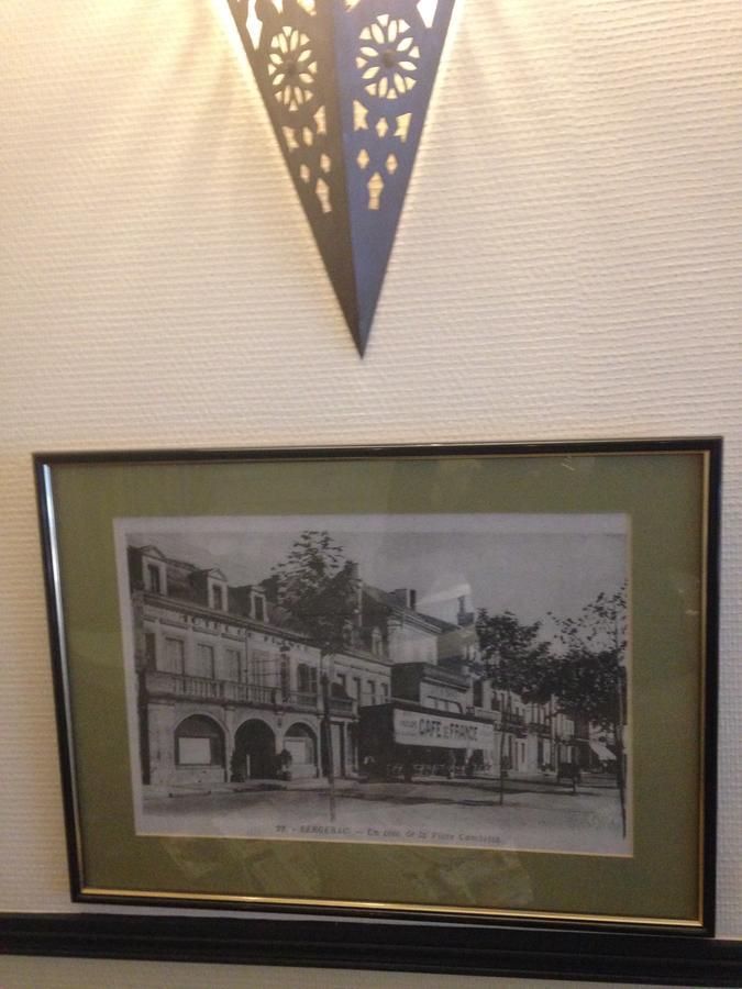 法兰西酒店 贝尔热拉克 外观 照片